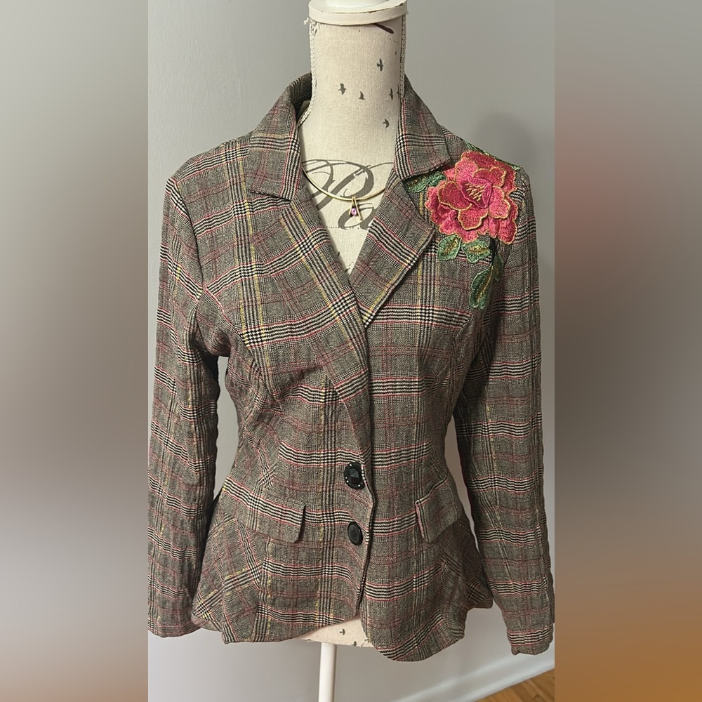 Aratta Multicolor Plaid Blazer with Floral Detail